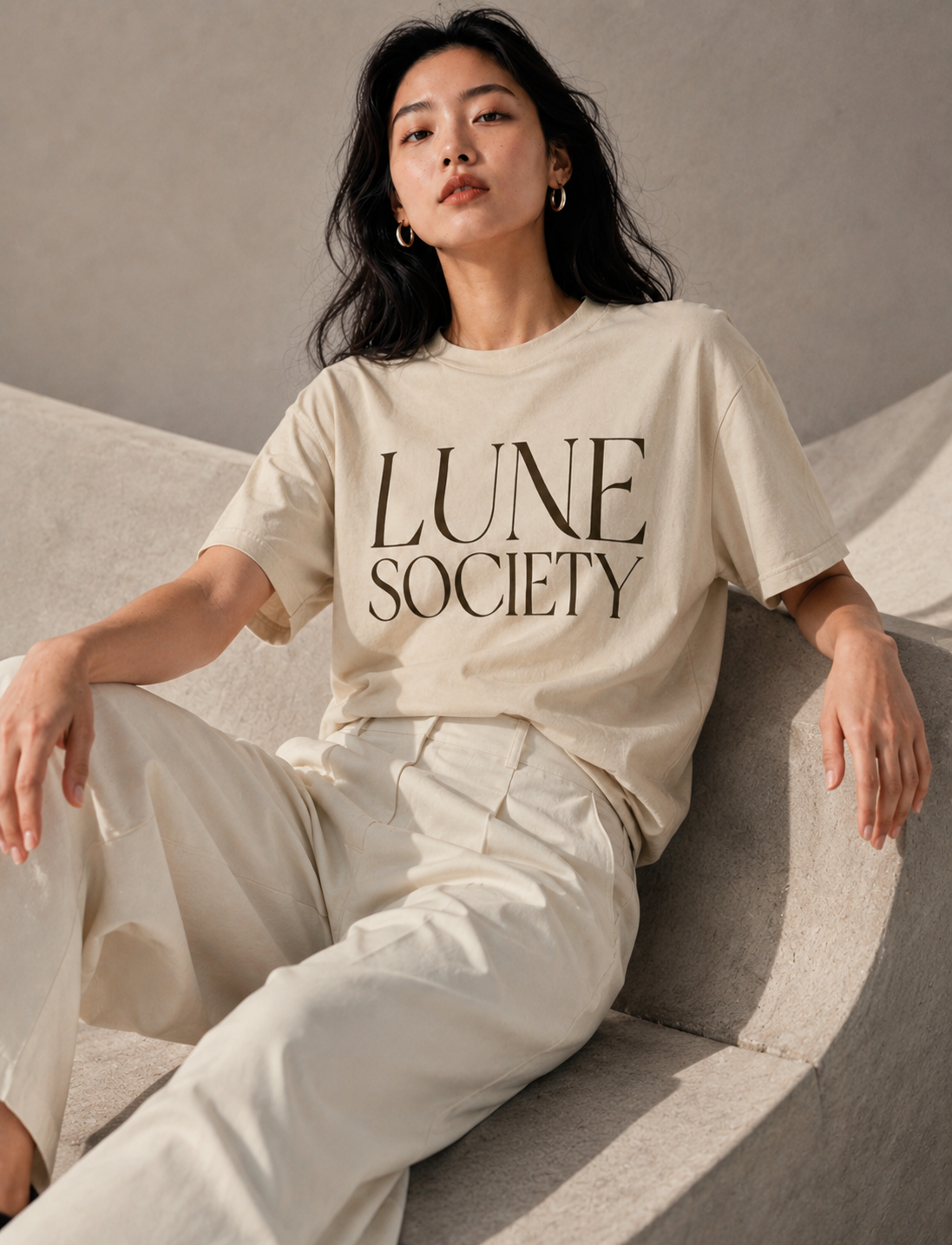 Women’s cream oversized cotton T-shirt with crew neck and short sleeves