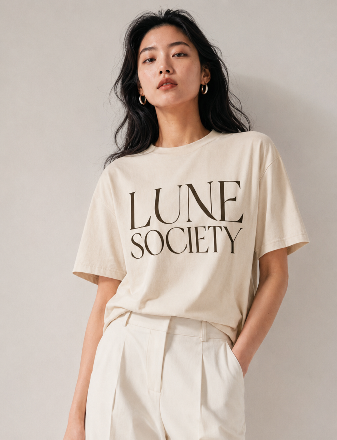 Women’s cream oversized cotton T-shirt with crew neck and short sleeves